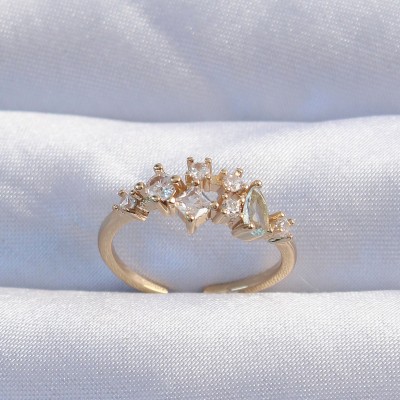 Pirinç Gold Renk Zirkon Taşlı Damla Detay Ayarlanabilir Yüzük