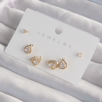 Pirinç Gold Renk Zirkon Taşlı Damla Model Küpe Seti