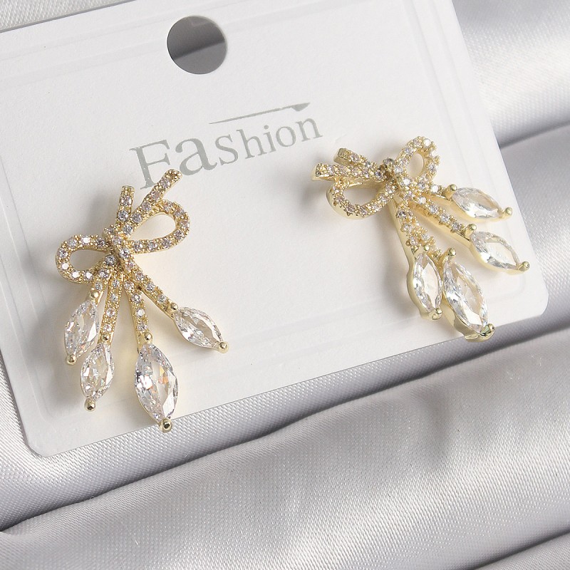 Pirinç Gold Renk Zirkon Taşlı Düğüm Model Damla Kadın Küpe