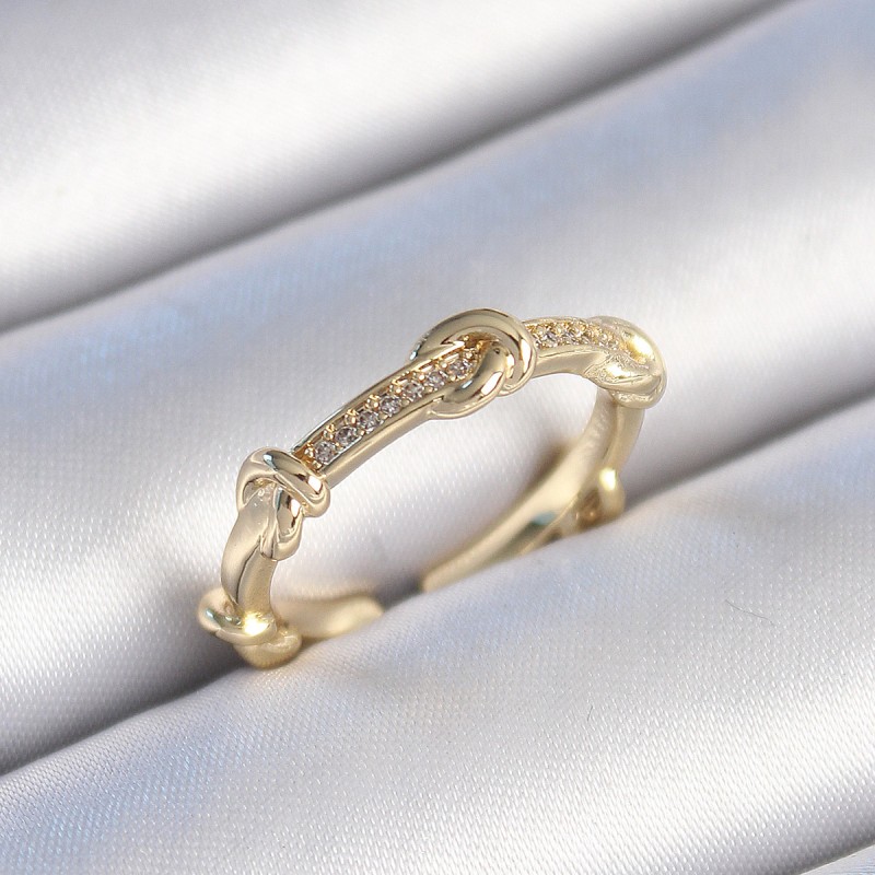 Pirinç Gold Renk Zirkon Taşlı Düğüm Model Kadın Yüzük