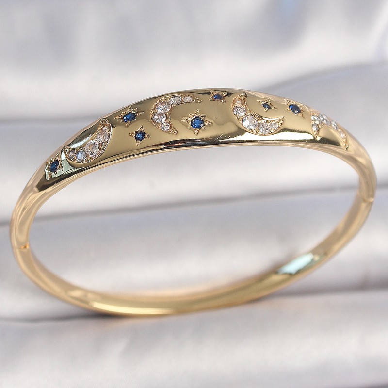 Pirinç Gold Renk Zirkon Taşlı Hilal İşleme Mavi Yıldız Detay Kadın Kelepçe