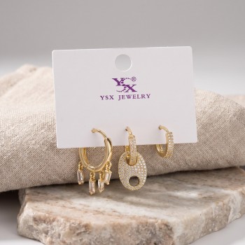 Pirinç Gold Renk Zirkon Taşlı Kadın Küpe Seti