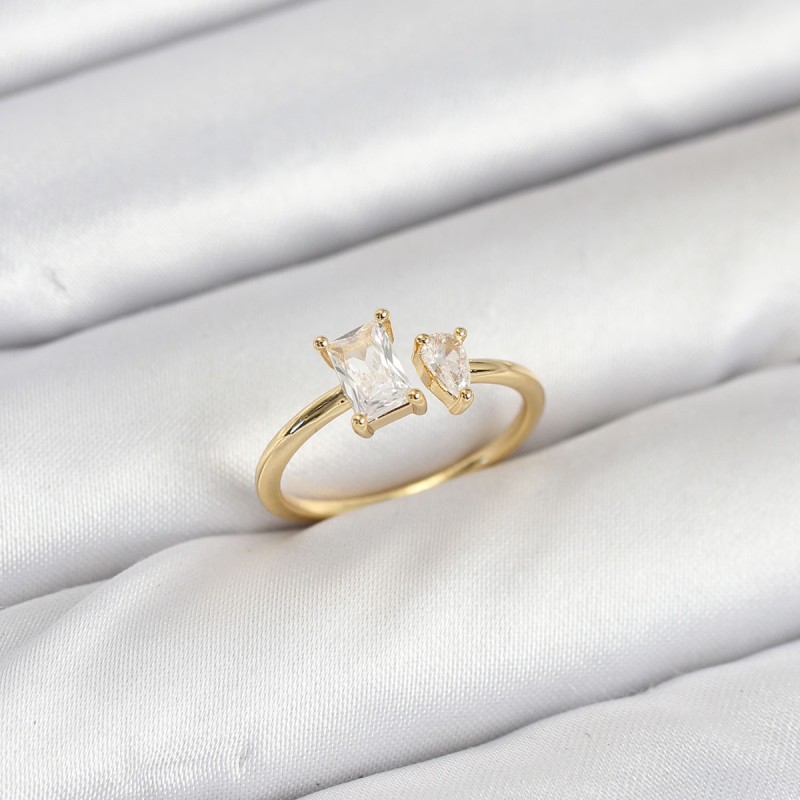 Pirinç Gold Renk Zirkon Taşlı Kadın Yüzük