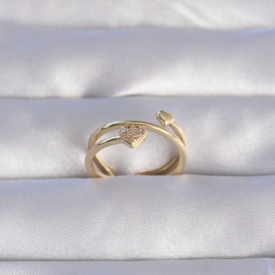 Pirinç Gold Renk Zirkon Taşlı Kalpli Model Ayarlanabilir Yüzük