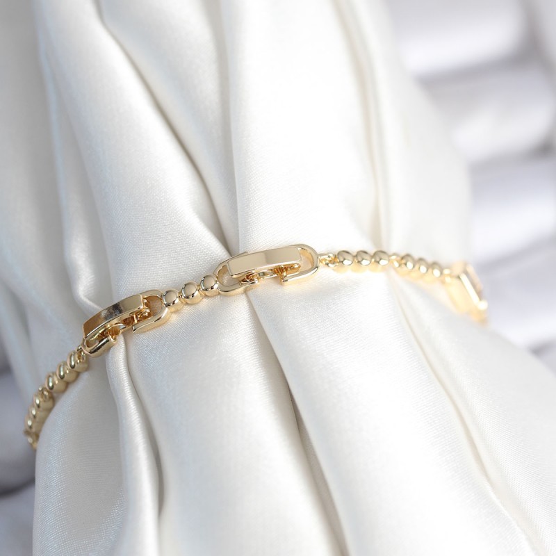 Pirinç Gold Renk Zirkon Taşlı Kalpli Model Kadın Bileklik