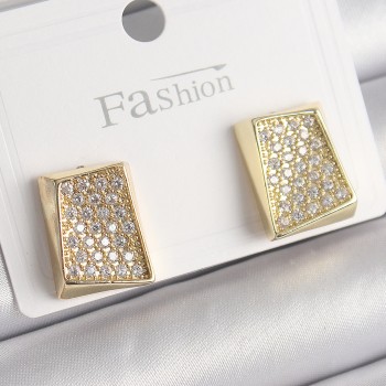 Pirinç Gold Renk Zirkon Taşlı Plaka Model Kadın Küpe