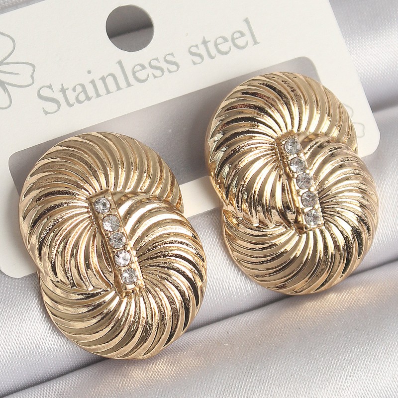 Pirinç Gold Renk Zirkon Taşlı Sarmal Model Kadın Küpe