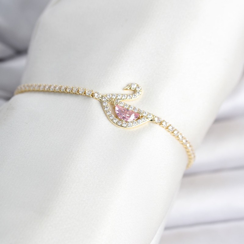 Pirinç Gold Renk Zirkon Taşlı Swan Model Su Yolu Kadın Bileklik