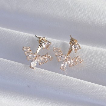 Pirinç Gold Renk Zirkon Taşlı V Model Küpe