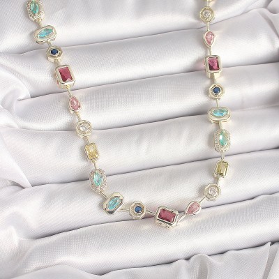 Pirinç Gold Renk Zirkon Taşlı VIP Seri Kadın Kolye