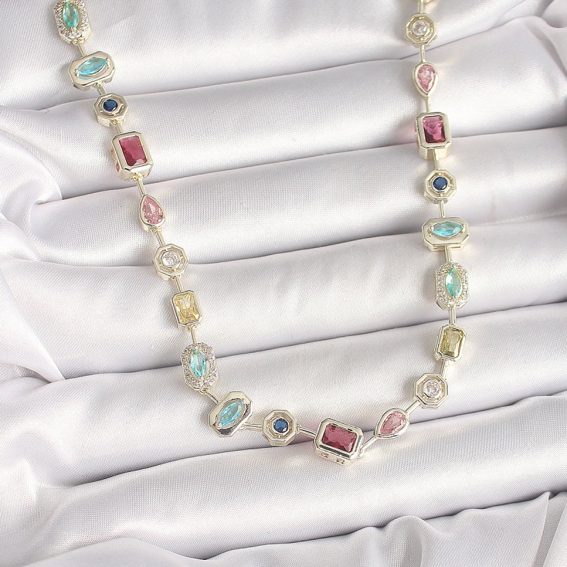 Pirinç Gold Renk Zirkon Taşlı VIP Seri Kadın Kolye