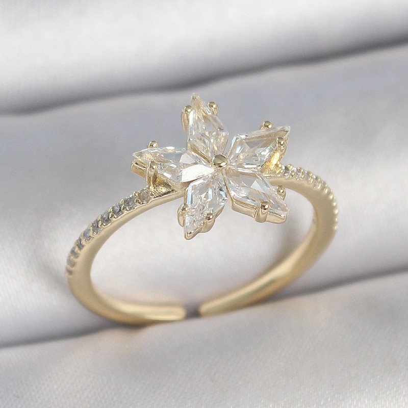 Pirinç Gold Renk Zirkon Taşlı Yıldız Model Ayarlanabilir Kadın Yüzük