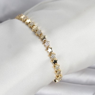 Pirinç Gold Renk Zirkon Taşlı Yıldız Model Kadın Bileklik
