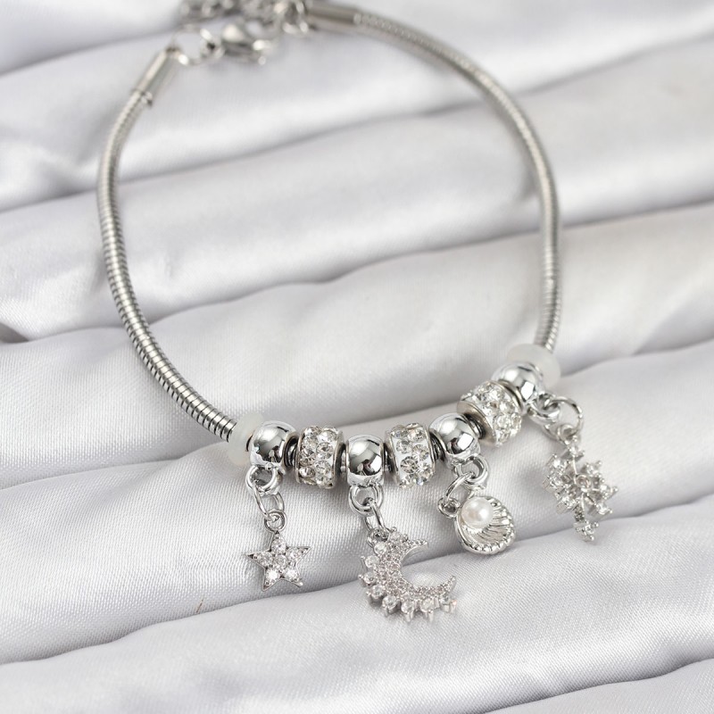 Pirinç Gümüş Renk Ay Charm Model Charmlı Kadın Bileklik