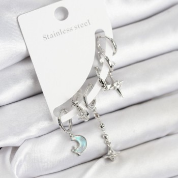 Pirinç Gümüş Renk Ay Model Kadın Set Küpe