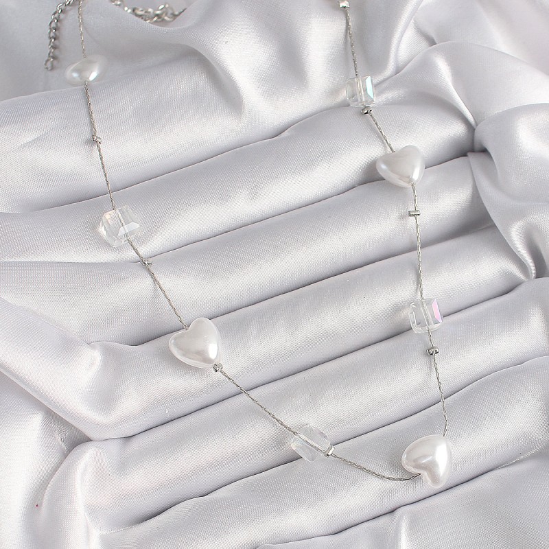 Pirinç Gümüş Renk Beyaz İnci Kalp Model Kadın Kolye