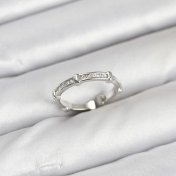 Pirinç Gümüş Renk Kemik Model Zirkon Taşlı Kadın Yüzük