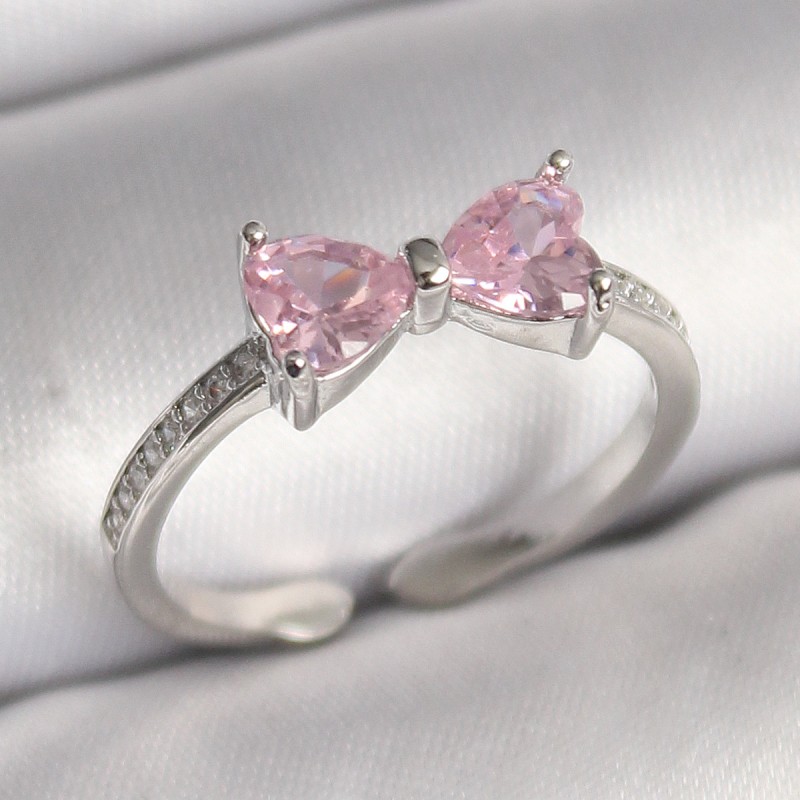 Pirinç Gümüş Renk Pembe Zirkon Taşlı Kalp Fiyonk Model Kadın Yüzük