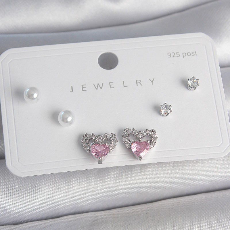 Pirinç Gümüş Renk Pembe Zirkon Taşlı Kalp Model İnci Detay 925 Ayar Çivi Kadın Küpe Seti