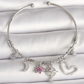 Pirinç Gümüş Renk Sallantı Zirkon Taşlı Gezegen Figür Kalp Detay Charm Kadın Bileklik