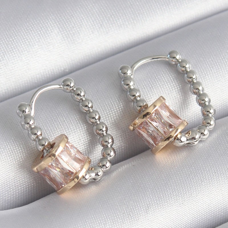 Pirinç Gümüş Renk Top Model Gold Zirkon Taşlı Kadın Küpe