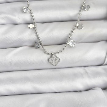 Pirinç Gümüş Renk Yonca Model Kadın Kolye