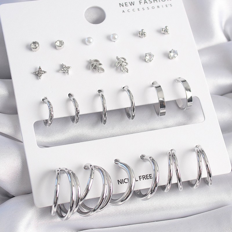 Pirinç Gümüş Renk Zirkon Taşlı 12 Çift Küpe Seti