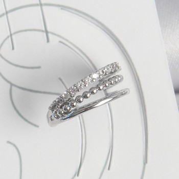 Pirinç Gümüş Renk Zirkon Taşlı 3'Lü Sıralı Model Kadın Kıkırdak Küpe