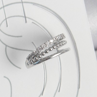 Pirinç Gümüş Renk Zirkon Taşlı 3'Lü Sıralı Model Kadın Kıkırdak Küpe