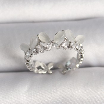 Pirinç Gümüş Renk Zirkon Taşlı Beyaz Mineli Kelebek Model Ayarlanabilir Yüzük