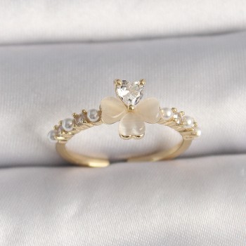 Pirinç Gümüş Renk Zirkon Taşlı Beyaz Mineli Yonca Model İnci Detay Ayarlanabilir Yüzük