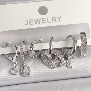 Pirinç Gümüş Renk Zirkon Taşlı Çoklu Figür Kadın Küpe Seti