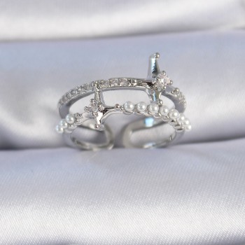 Pirinç Gümüş Renk Zirkon Taşlı İnci Detay Kutup Yıldızı Model Kadın Yüzük