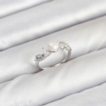 Pirinç Gümüş Renk Zirkon Taşlı İncili Model Kadın Yüzük