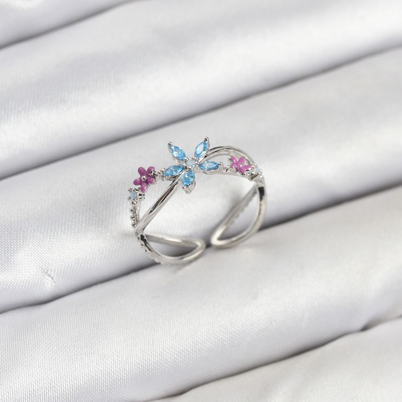 Pirinç Gümüş Renk Zirkon Taşlı Mavi Çiçekli Kadın Yüzük