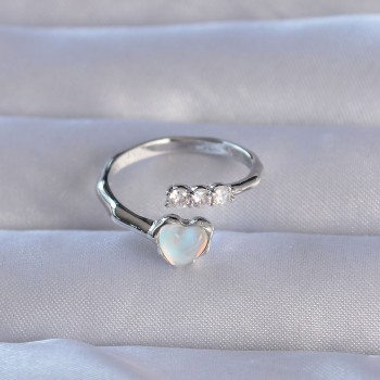 Pirinç Gümüş Renk Zirkon Taşlı Sedefli Kalp Model Ayarlanabilir Yüzük