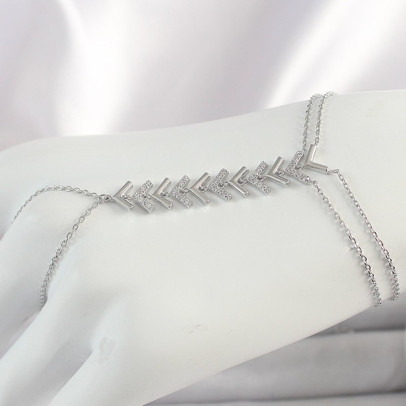 Pirinç Gümüş Renk Zirkon Taşlı V Model Kadın Şahmeran