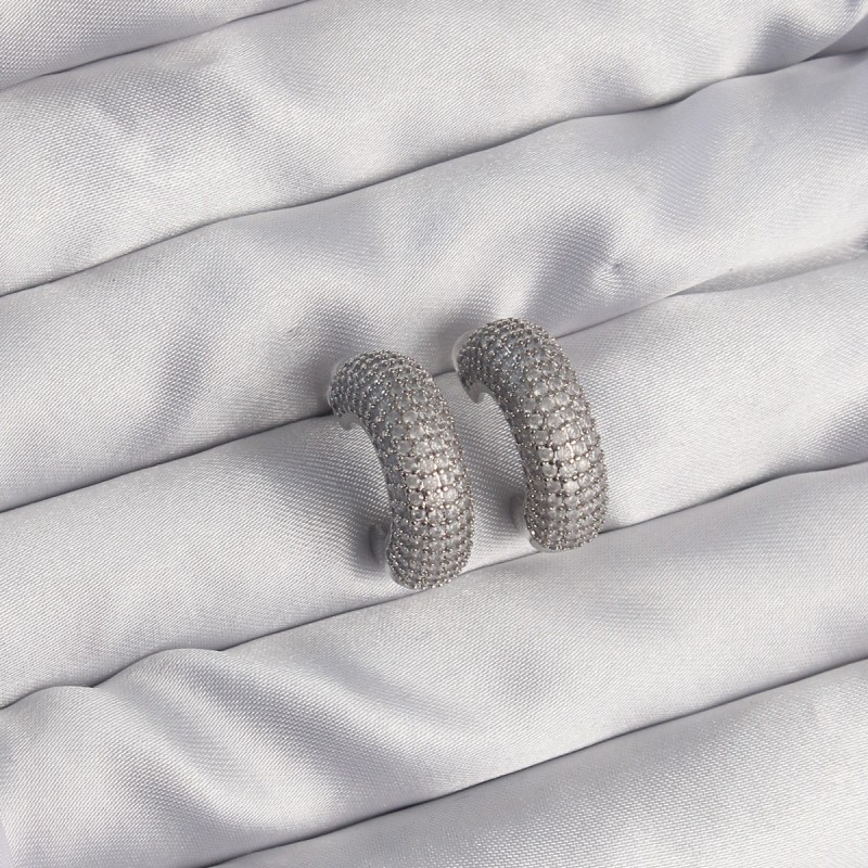 Pirinç Gümüş Renk Zirkon Taşlı Yarım Halka Küpe