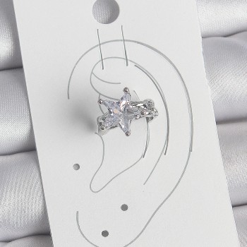 Pirinç Gümüş Renk Zirkon Taşlı Yıldız Model Kadın Kıkırdak Küpe