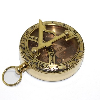 Pirinç Güneş Saati Ve Pusula Modeli 