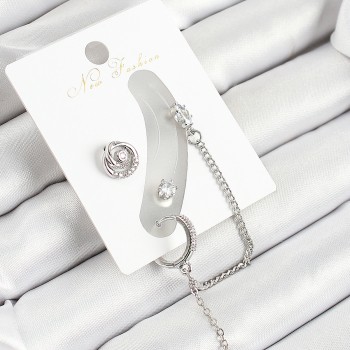 Pirinç Halka Figürlü Zirkon Taşlı Gümüş Renk 3'lü Kıkırdak Kadın Küpe Set