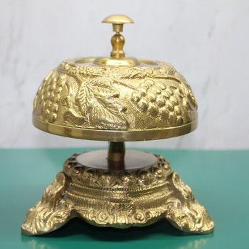 Pirinç Masa Üstü Basmalı Çan 