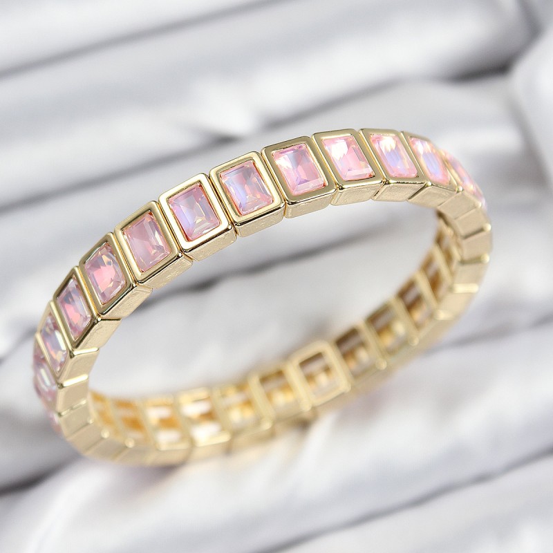 Pirinç Pembe Zirkon Taşlı Dikdörtgen Model Gold Renk Lastikli Kadın Bileklik