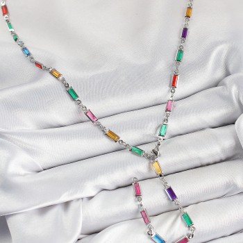 Pirinç Renkli Zirkon Taşlı Dikdörtgen Model Gümüş Renk Kadın Y Kolye