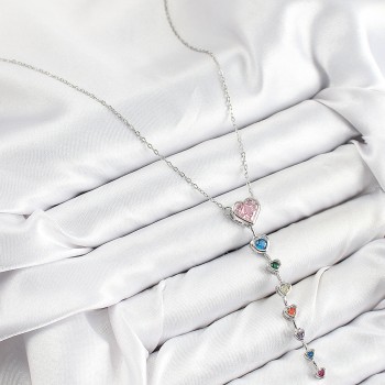 Pirinç Renkli Zirkon Taşlı Kalp Model Gümüş Renk Kadın Y Kolye