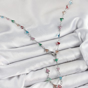 Pirinç Renkli Zirkon Taşlı Üçgen Model Gümüş Renk Kadın Y Kolye