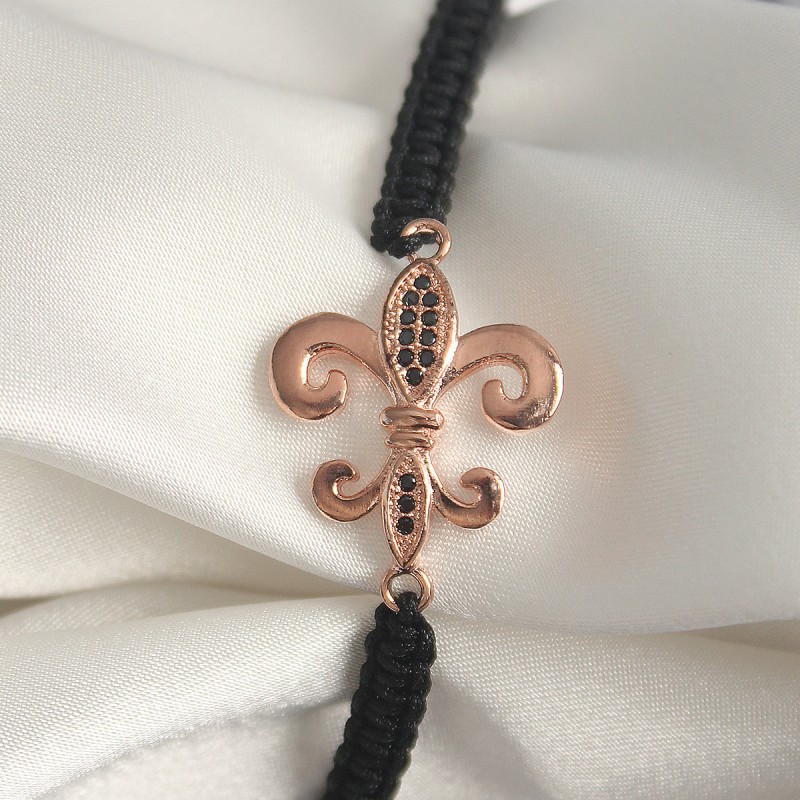 Pirinç Rose Renk Zirkon Taş İşlemeli Zambak Figür Asansörlü Makrome Model Kadın Bileklik