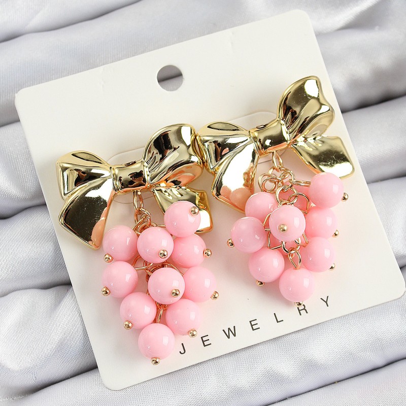 Pirinç Sallantılı Pembe Boncuklu Fiyonk Vintage Model Gold Renk Kadın Küpe