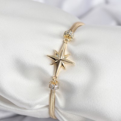 Pirinç VIP Seri Gold Renk Kutup Yıldızı Model Kadın Bileklik