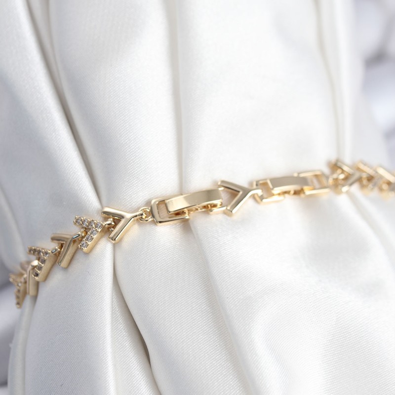 Pirinç VIP Seri Gold Zirkon Taşlı Balık Sırtı Model Kadın Bileklik